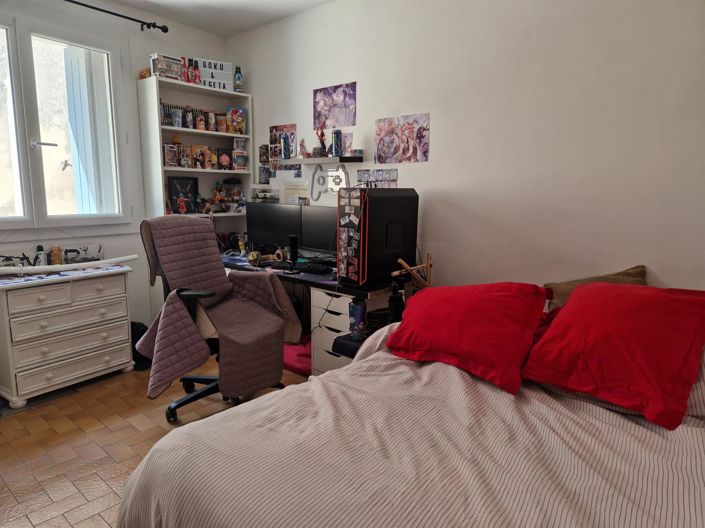 Image No.7-3 Bed House for sale