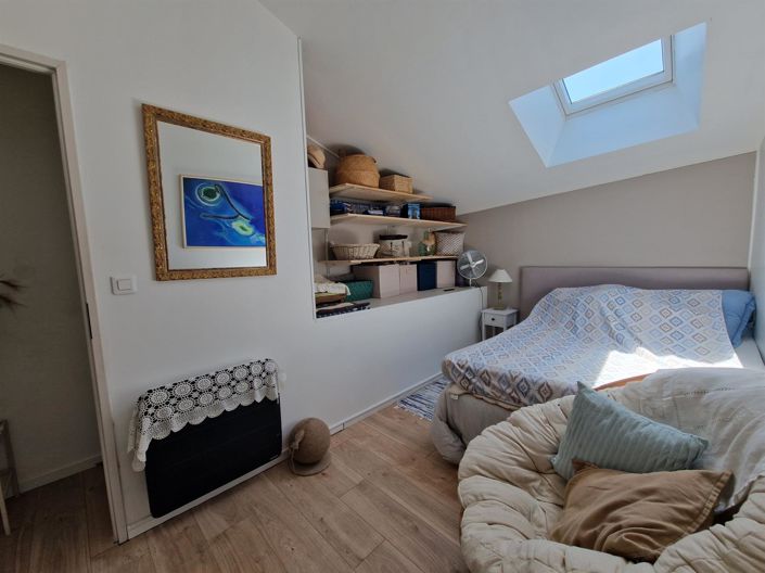 Image No.9-3 Bed House for sale