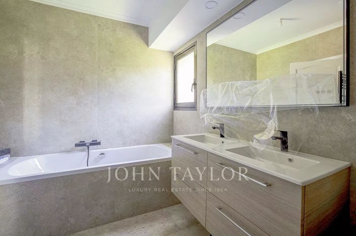 Image No.10-Maison de 5 chambres à vendre à Valbonne