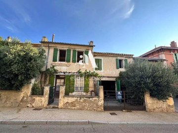 1 - Aureille, Maison