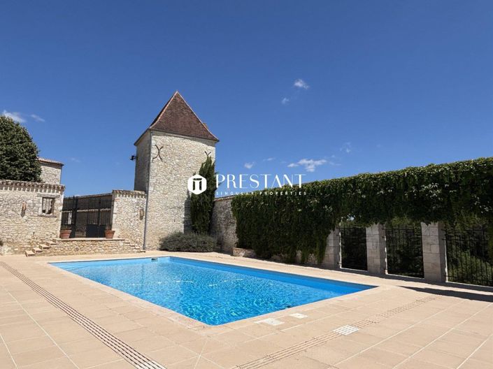 Image No.3-6 Bed Property for sale