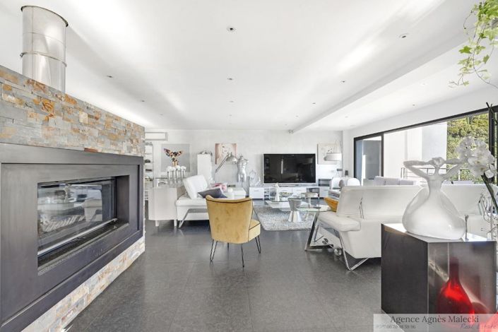 Image No.6-7 Bed House for sale