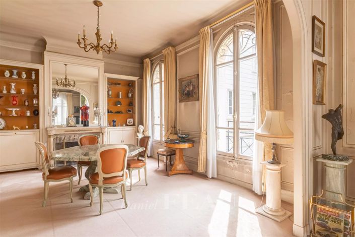 Image No.5-6 Bed House for sale