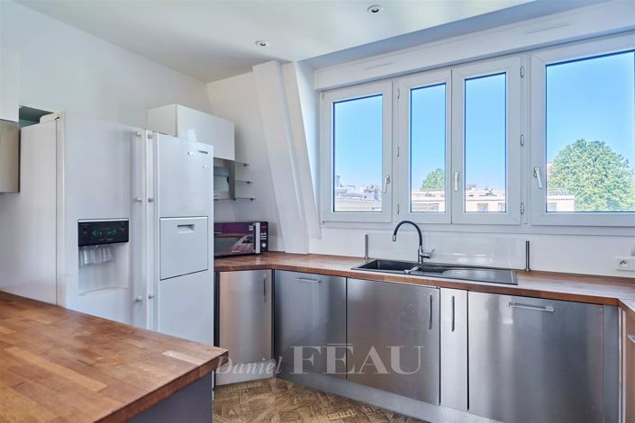 Image No.17-4 Bed Apartment for sale