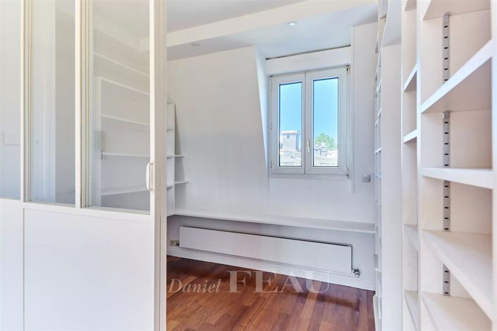 Image No.22-4 Bed Apartment for sale