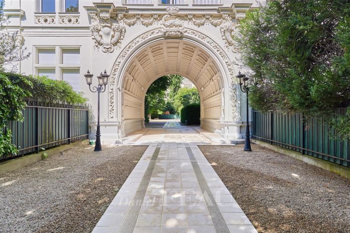 Image No.5-4 Bed Apartment for sale