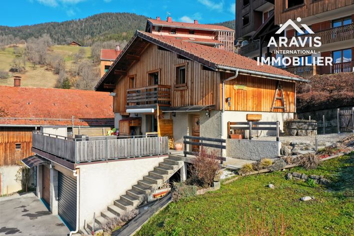 Image No.1-3 Bed House for sale