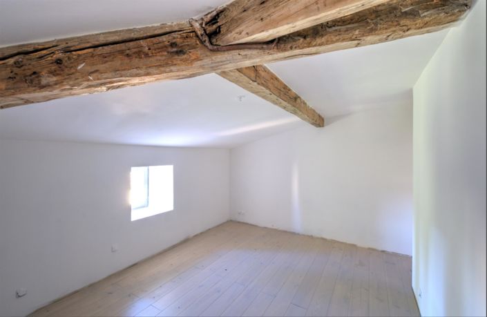 Image No.8-Apartment for sale