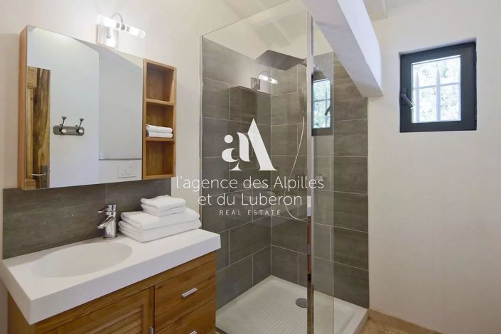 Image No.15-5 Bed House for sale