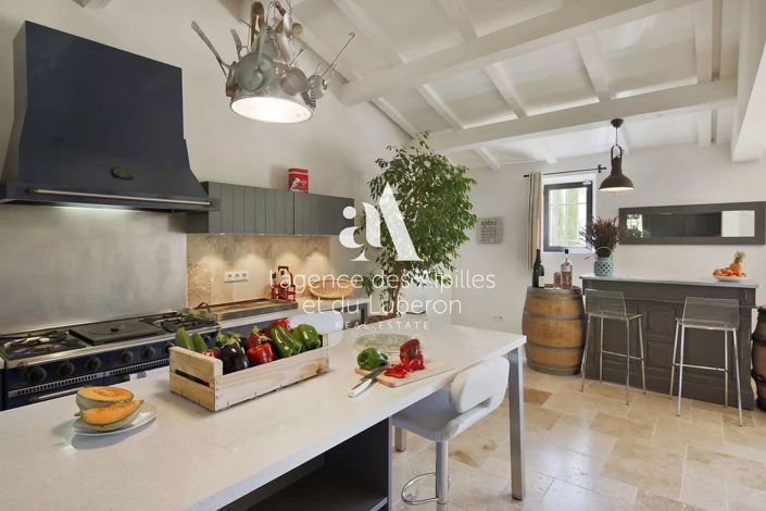 Image No.7-5 Bed House for sale