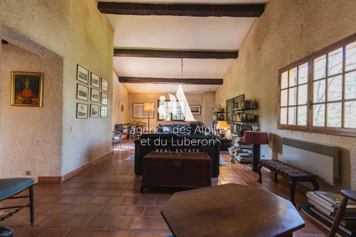 Image No.6-4 Bed House for sale