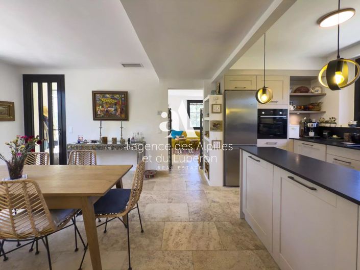 Image No.6-2 Bed House for sale