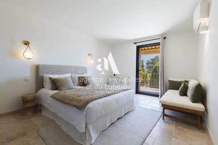 Image No.12-5 Bed House for sale