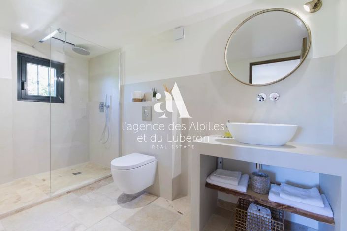 Image No.17-5 Bed House for sale