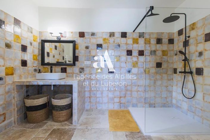 Image No.21-5 Bed House for sale