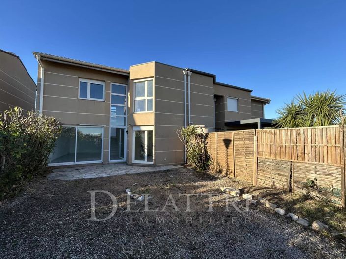Image No.1-3 Bed House for sale