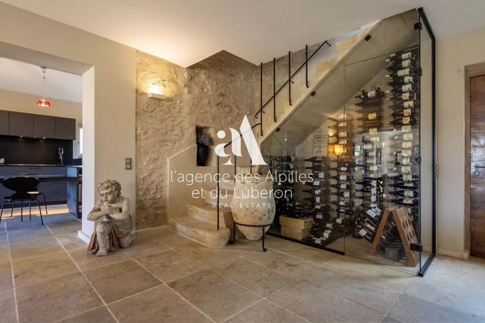 Image No.12-5 Bed House for sale