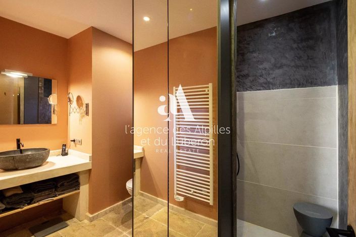 Image No.17-5 Bed House for sale