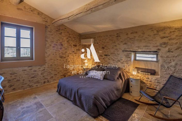 Image No.19-5 Bed House for sale