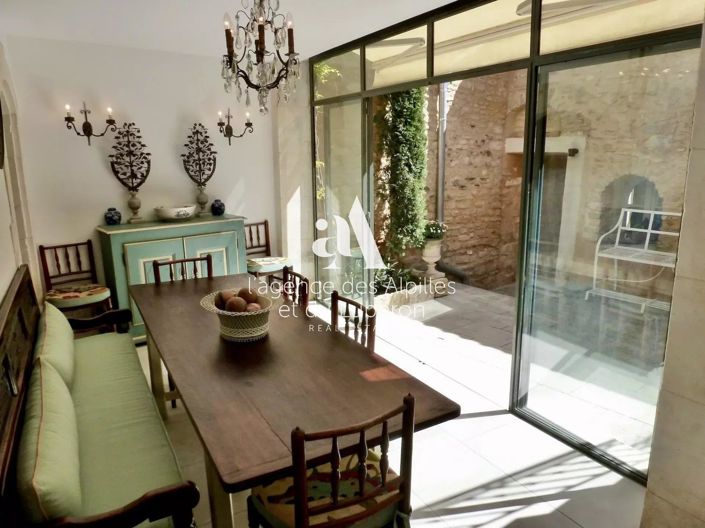 Image No.6-3 Bed House for sale