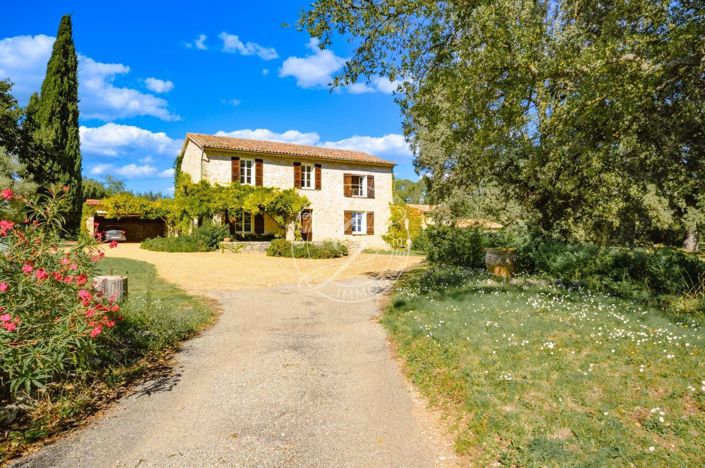 Image No.1-5 Bed House for sale