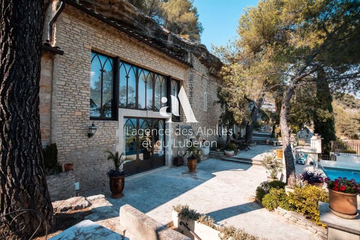 Image No.1-4 Bed House for sale