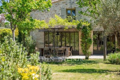 1 - Lourmarin, Maison