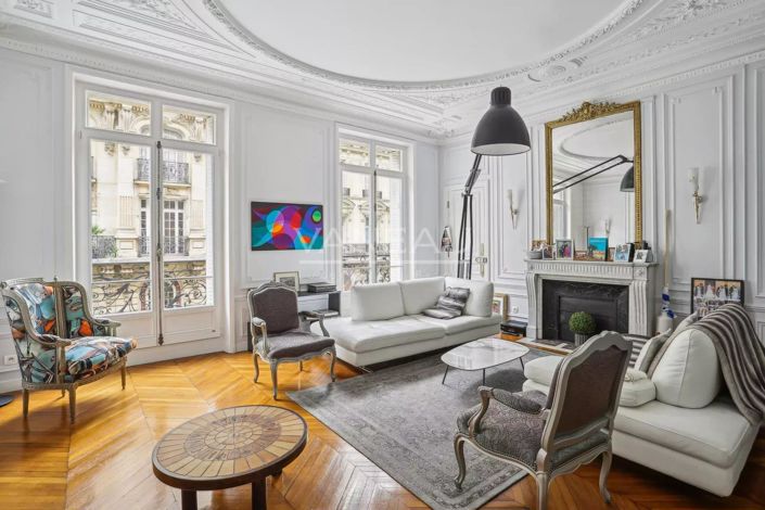 Image No.12-4 Bed Apartment for sale