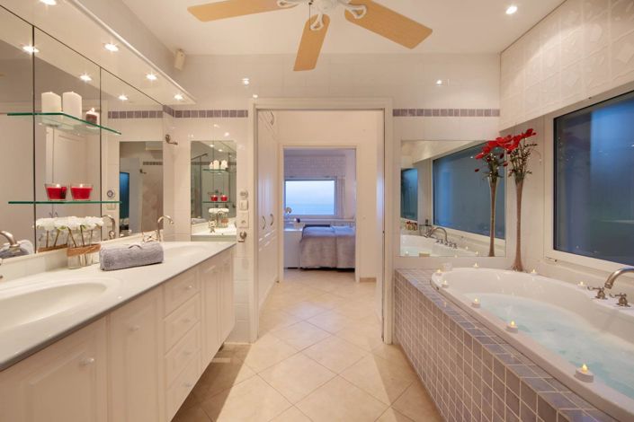 Image No.16-4 Bed House for sale