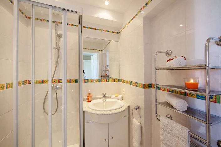 Image No.22-4 Bed House for sale