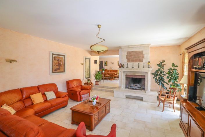 Image No.14-4 Bed House for sale