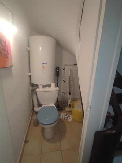 Image No.11-3 Bed House for sale