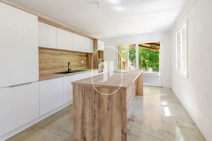 Image No.4-Maison de 5 chambres à vendre à Bonnieux