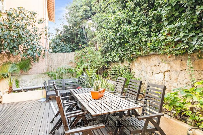 Image No.5-4 Bed House for sale