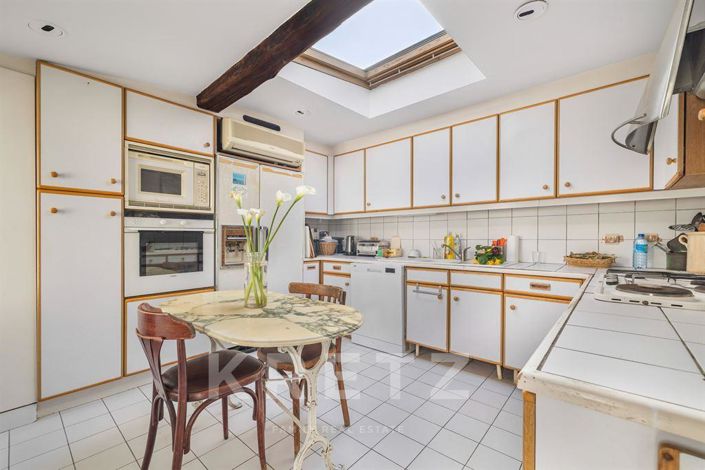 Image No.20-Appartement de 5 chambres à vendre à Paris