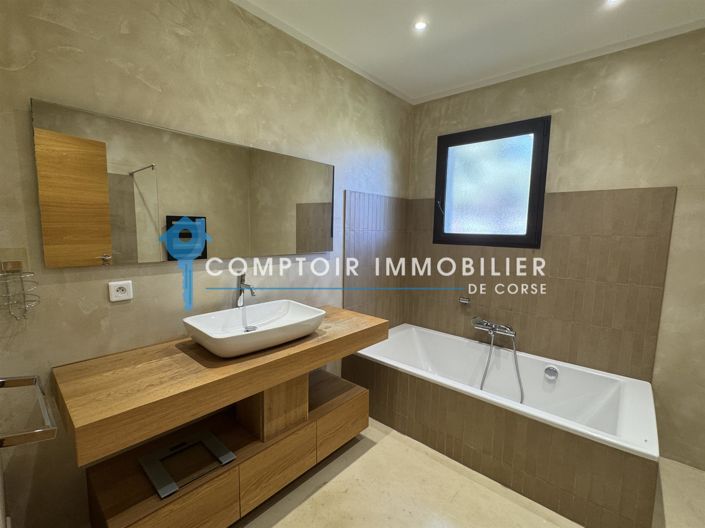 Image No.29-Maison de 4 chambres à vendre à Ventiseri