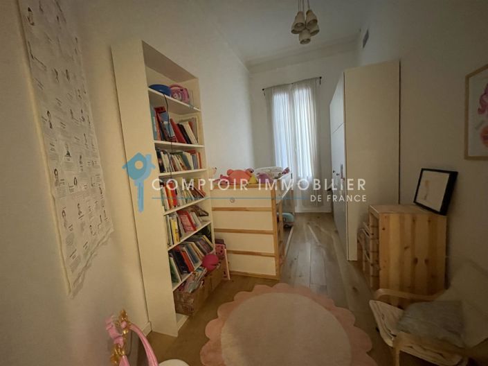 Image No.8-3 Bed Apartment for sale