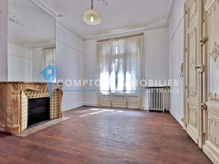 Image No.5-7 Bed House for sale