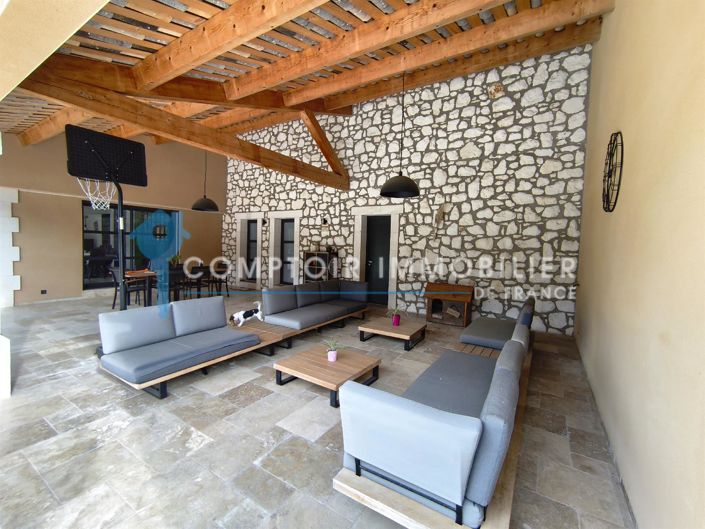 Image No.11-5 Bed House for sale