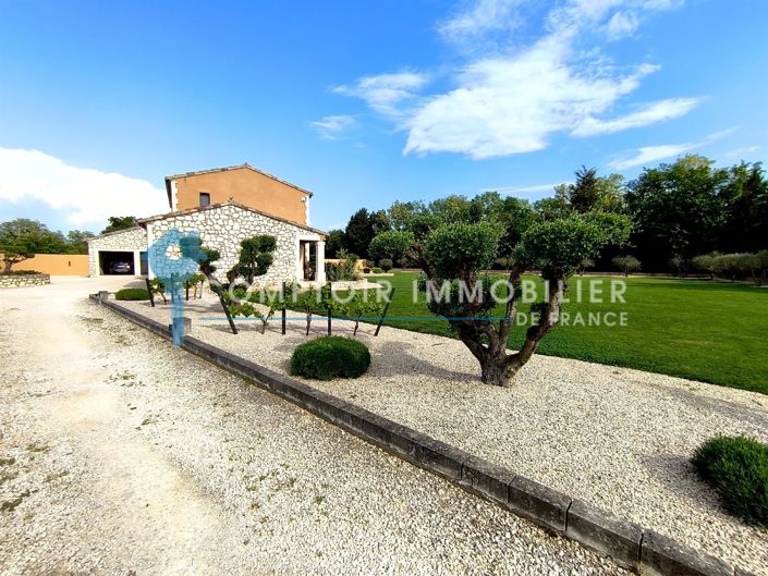 Image No.15-5 Bed House for sale