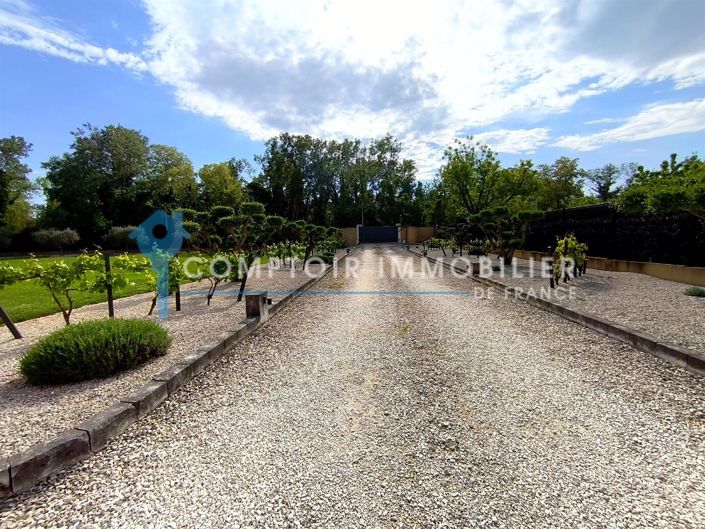 Image No.16-5 Bed House for sale