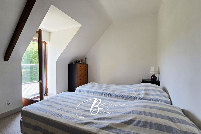 Image No.18-4 Bed House for sale