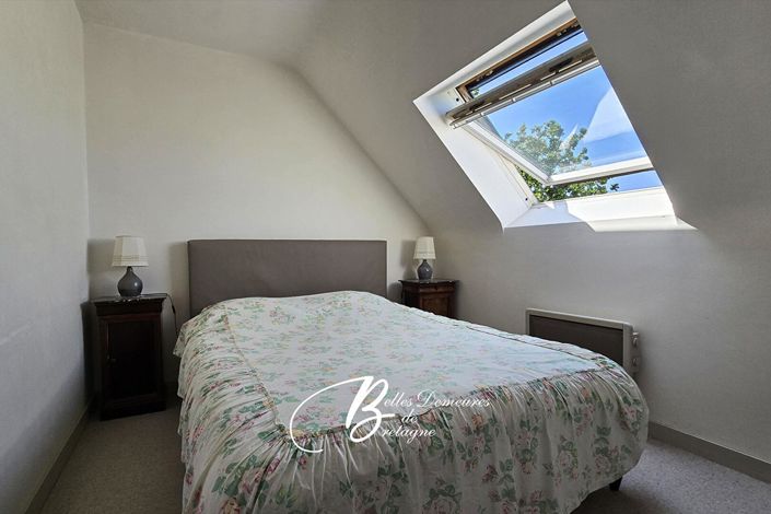 Image No.19-4 Bed House for sale