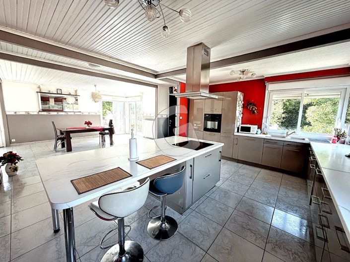 Image No.4-4 Bed House for sale