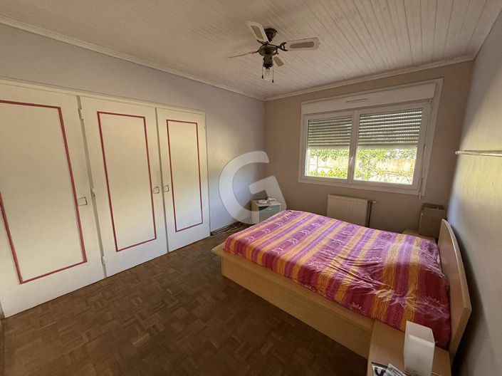 Image No.6-4 Bed House for sale