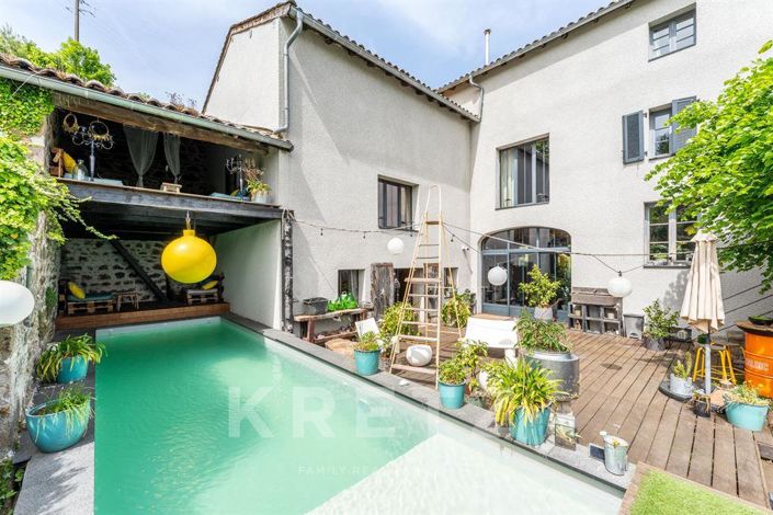 Image No.2-Maison de 9 chambres à vendre à Vaux-en-Beaujolais