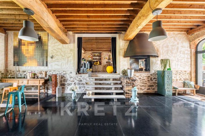 Image No.8-Maison de 9 chambres à vendre à Vaux-en-Beaujolais