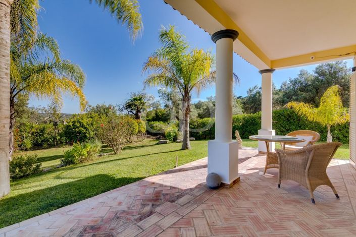 Image No.2-Maison de 4 chambres à vendre à Loule