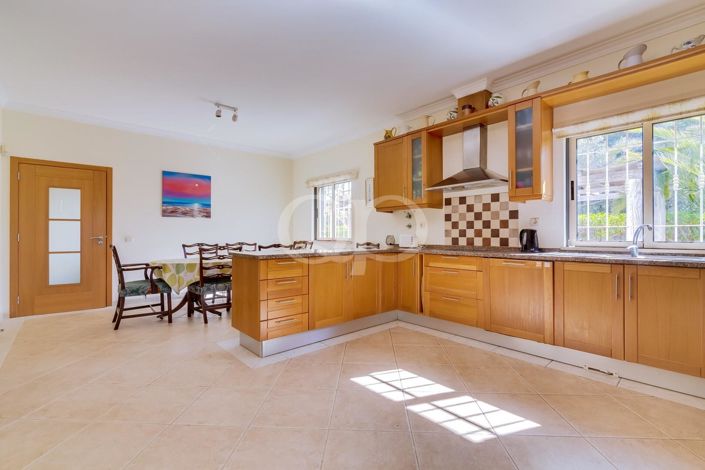 Image No.22-Maison de 4 chambres à vendre à Loule