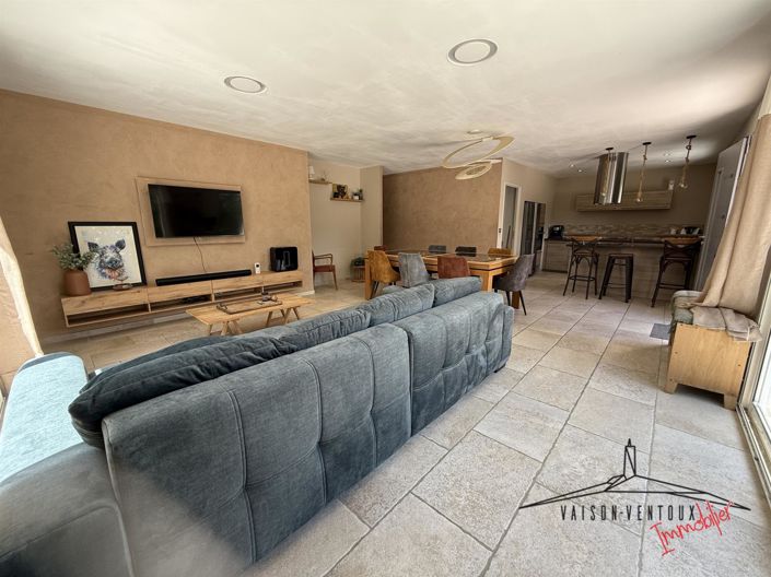 Image No.10-4 Bed House for sale